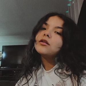 Meet your Posher, Nikki